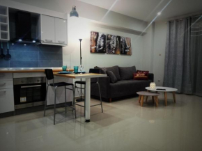 Suite Apartment Athens center, metro Metaxourgeio
